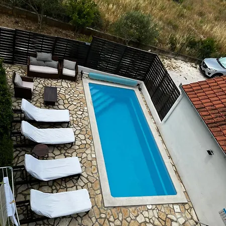 Mira Apartment Vinisce