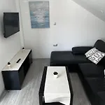 Mira * Vinišće